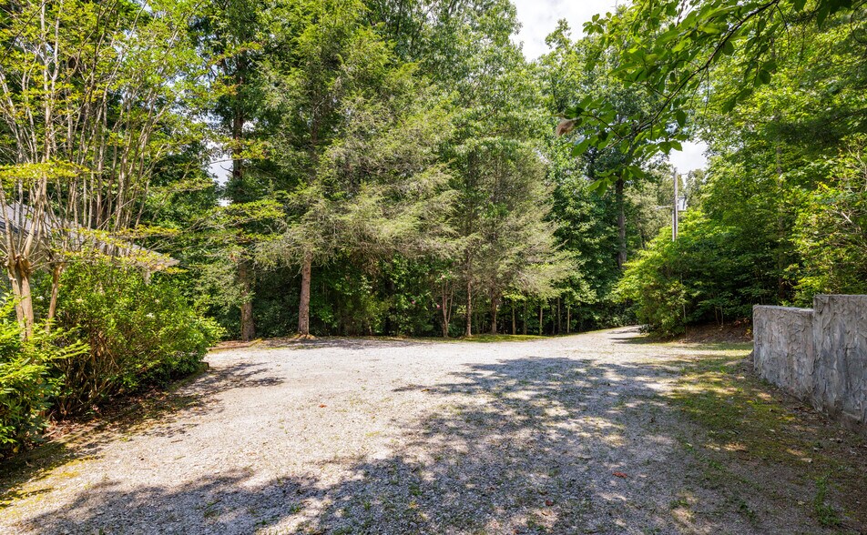 More Photos Of 129 Hiawatha Trl, Pickens Hotel For Sale