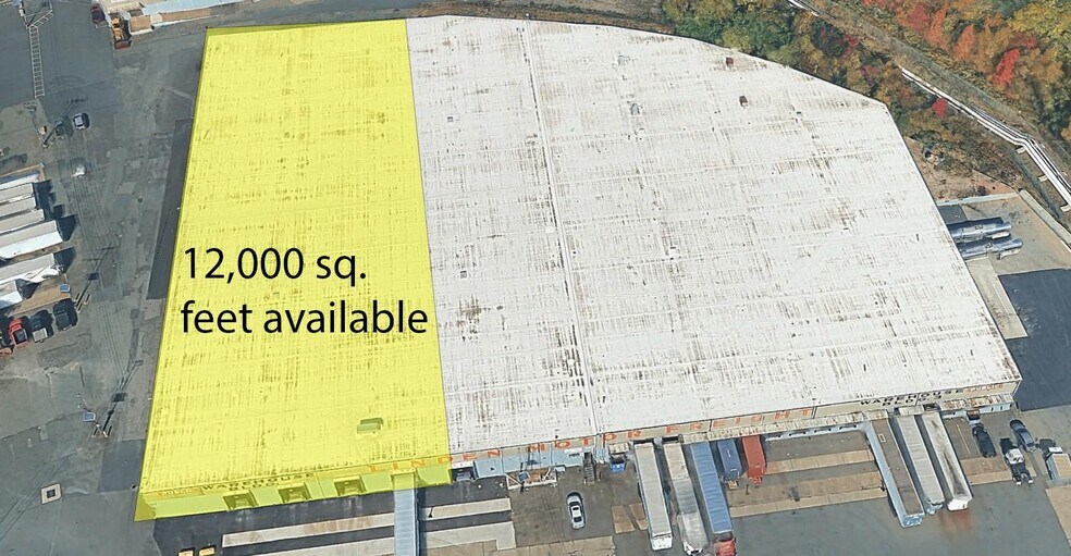 More Photos Of 1300 Lower Rd, Linden Warehouse For Lease