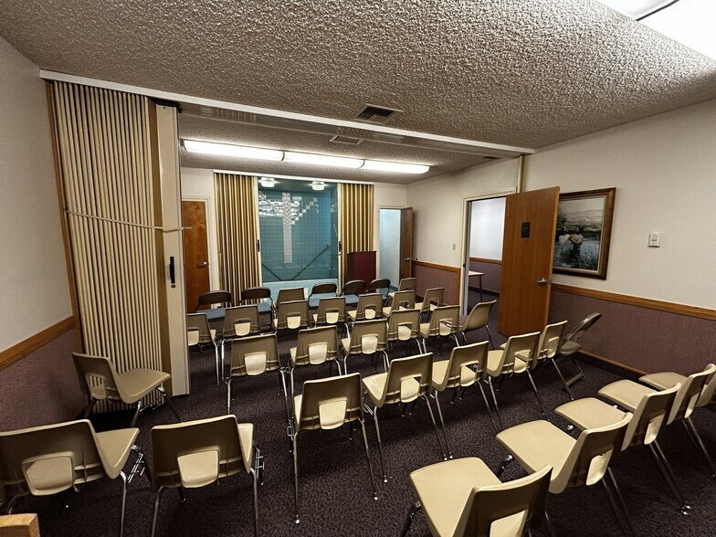 More Photos Of 5520 Topeka Dr, Tarzana Specialty For Sale