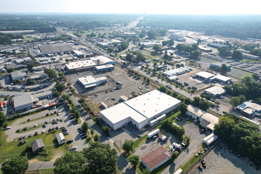 More Photos Of 4112 Joe St, Charlotte Warehouse For Lease