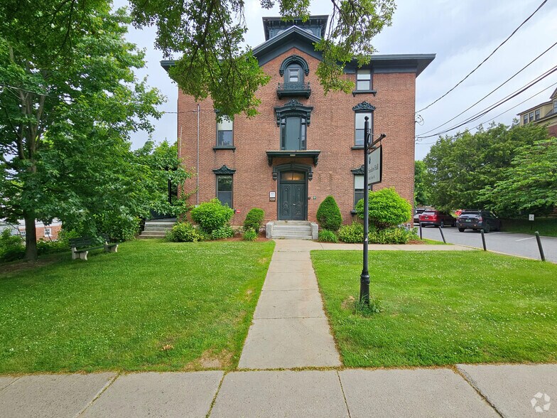 Primary Photo Of 368 College St, Burlington Dormitory For Sale