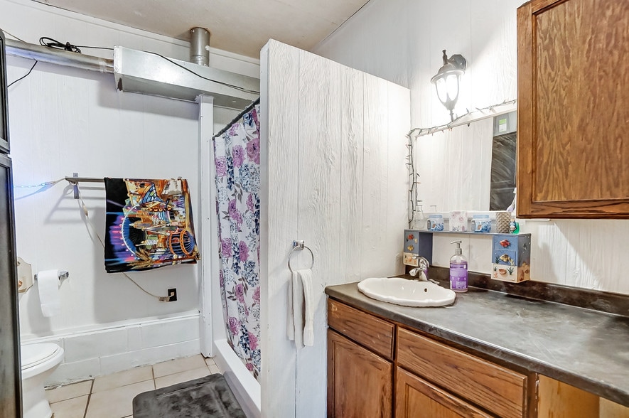 More Photos Of 3245 Piqua Troy Rd, Troy Light Distribution For Sale