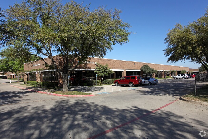 More Photos Of 1801 Royal Ln, Farmers Branch Unknown For Lease