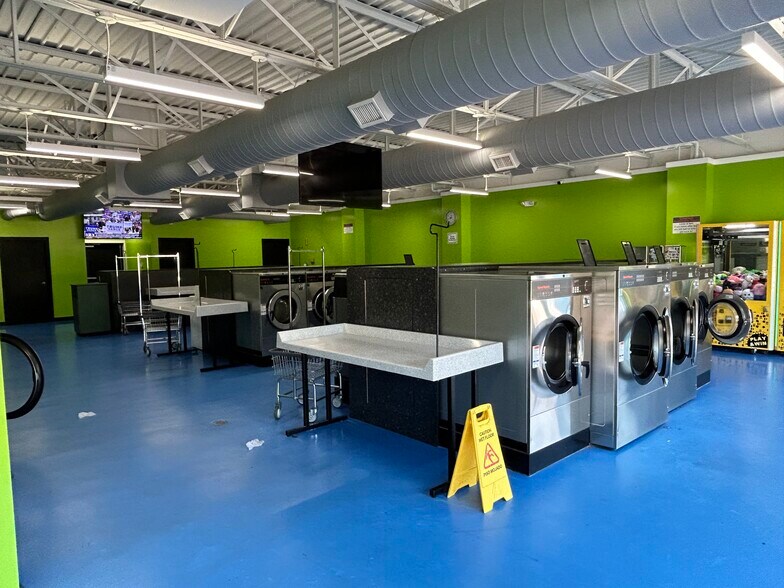 More Photos Of 6347-6359 E Navy Rd, Millington Freestanding For Sale