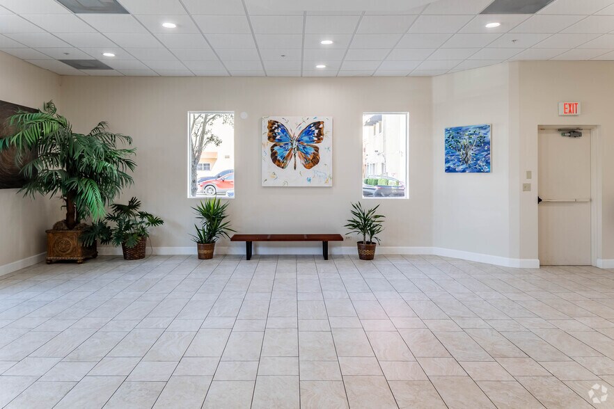 More Photos Of 401 S Dixie Hwy, West Palm Beach Office For Lease