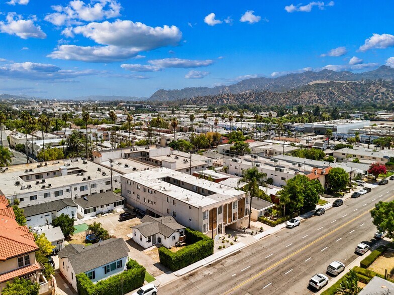 More Photos Of 1042 Western Ave, Glendale Apartments For Sale