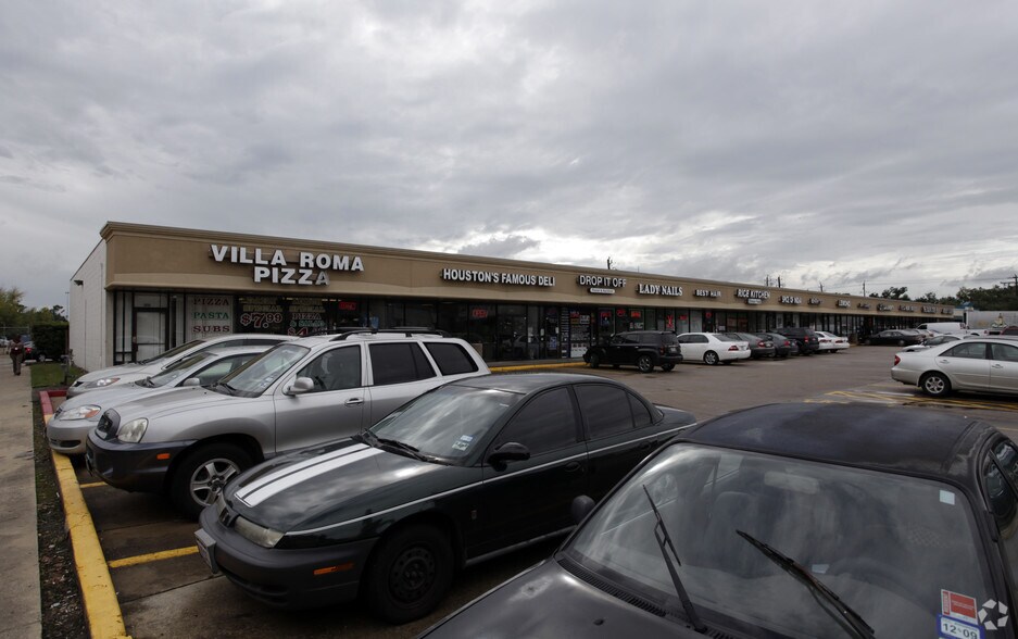 More Photos Of 2122-2132 Holly Hall, Houston Unknown For Lease