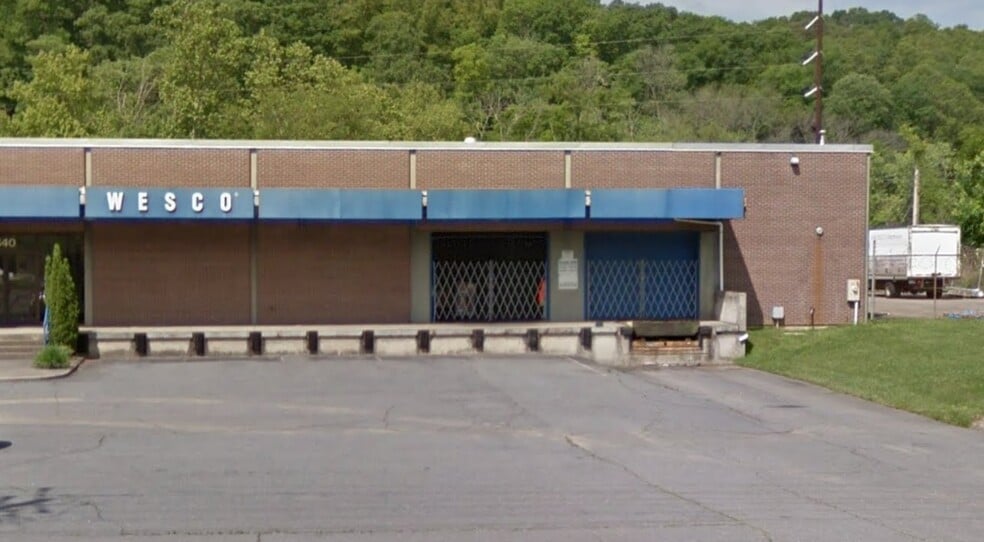 More Photos Of 840 Riverside Dr, Asheville Warehouse For Sale