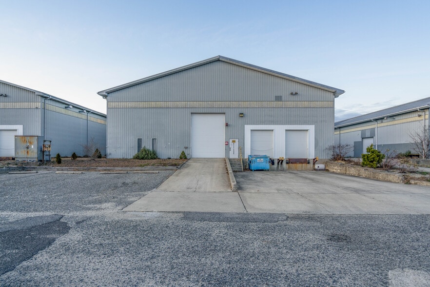 More Photos Of 1801 Eden Rd, Millville Distribution For Sale