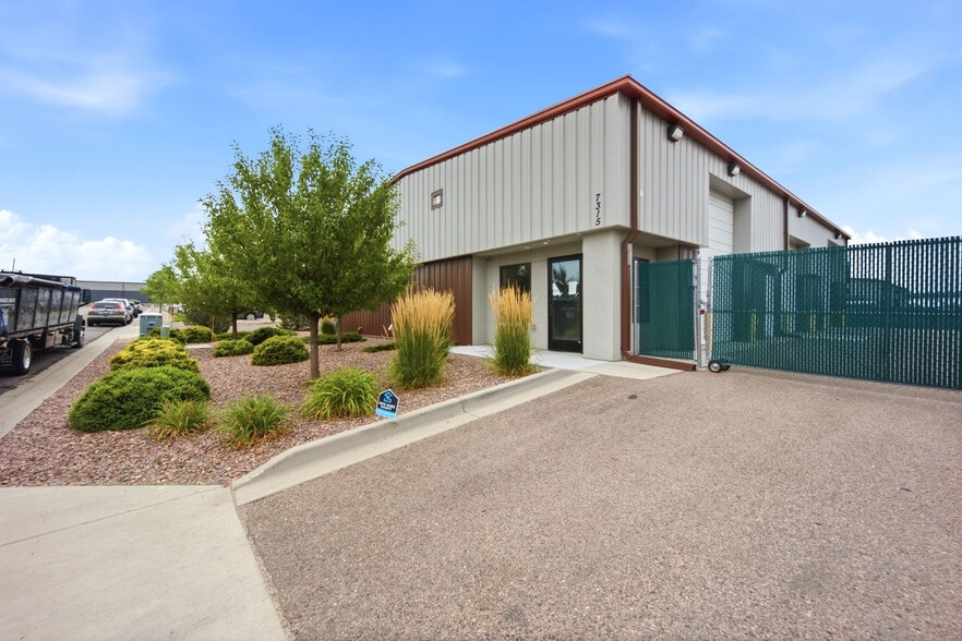 More Photos Of 7315 McClain Pt, Colorado Springs Warehouse For Lease