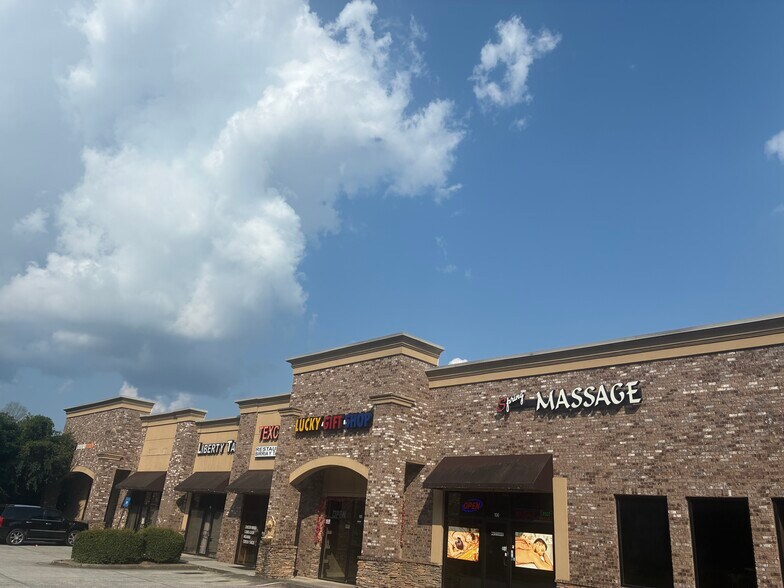 Primary Photo Of 5316 Buford Hwy, Norcross Freestanding For Lease