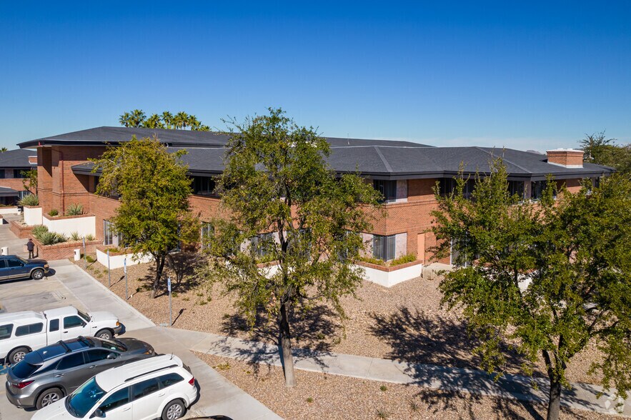 More Photos Of 1313 E Osborn Rd, Phoenix Medical For Lease