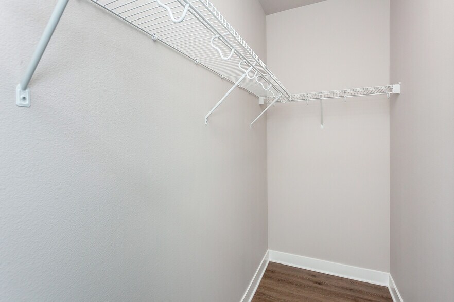 More Photos Of 505-509 E 1st St, Huxley Apartments For Sale