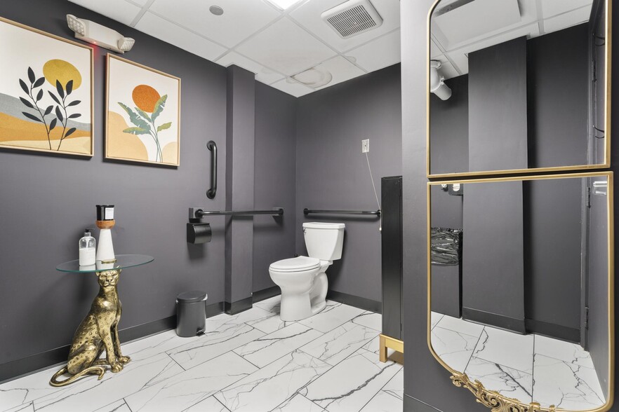 More Photos Of 1006 Chapel St, New Haven General Retail For Sale