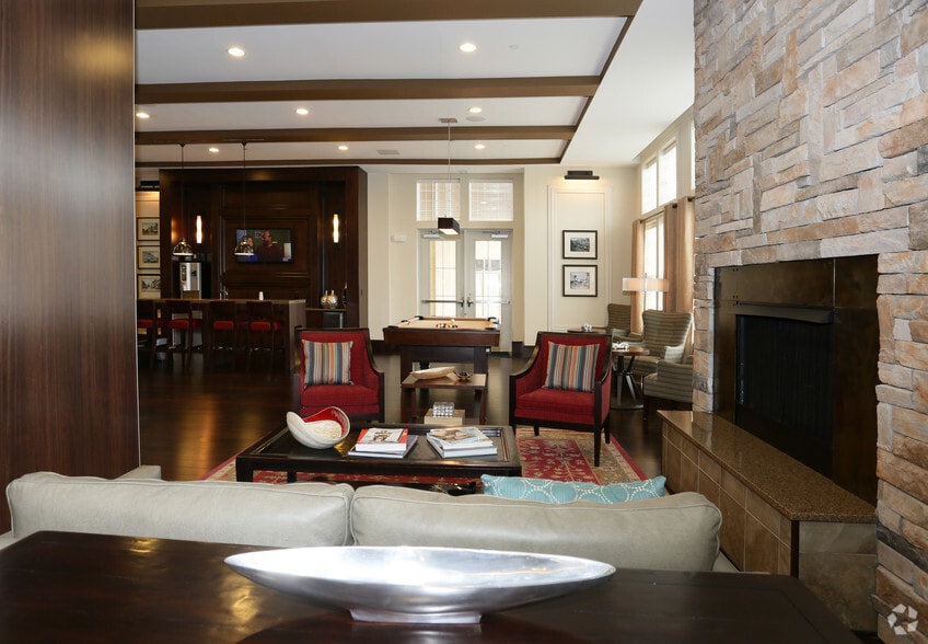 More Photos Of 1 Village Grn, Patchogue Apartments For Lease