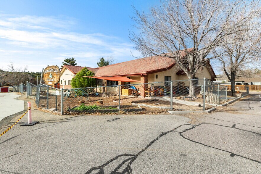 More Photos Of 1455 Willow Creek Rd, Prescott Religious Facility For Sale