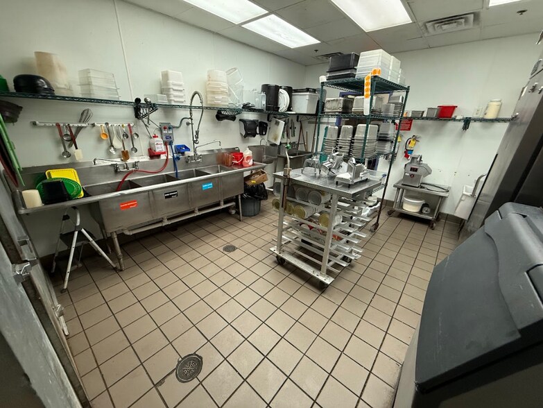 More Photos Of 1012 Broadway, Columbus Storefront Retail Residential For Sale