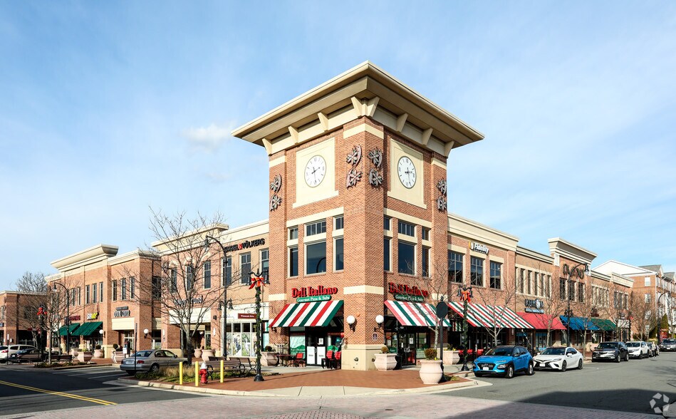More Photos Of 19301-19329 Winmeade Dr, Leesburg Storefront Retail Office For Lease