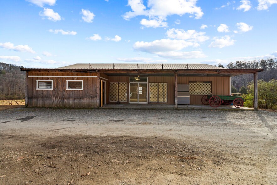 More Photos Of 2772 Hwy 19 N, Dahlonega Land For Sale