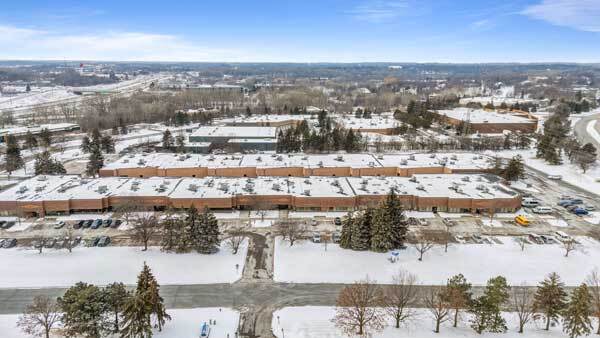 More Photos Of 7600-7682 Executive Dr, Eden Prairie Research And Development For Lease