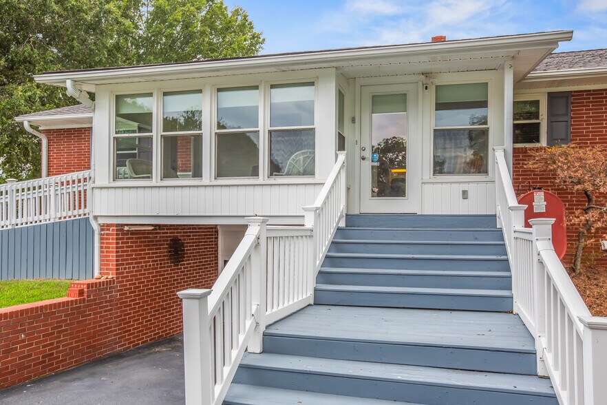 More Photos Of 1435 Thomas Rd, Lexington Land For Sale