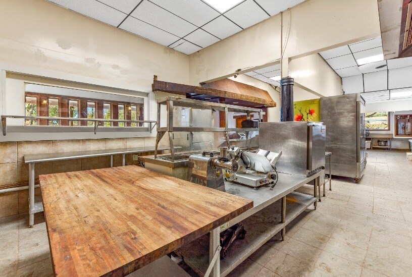 More Photos Of 4840 Strauss Ave, Indian Head Restaurant For Lease