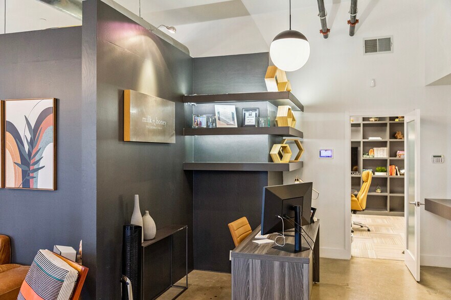 More Photos Of 2905 San Gabriel St, Austin Office For Sale