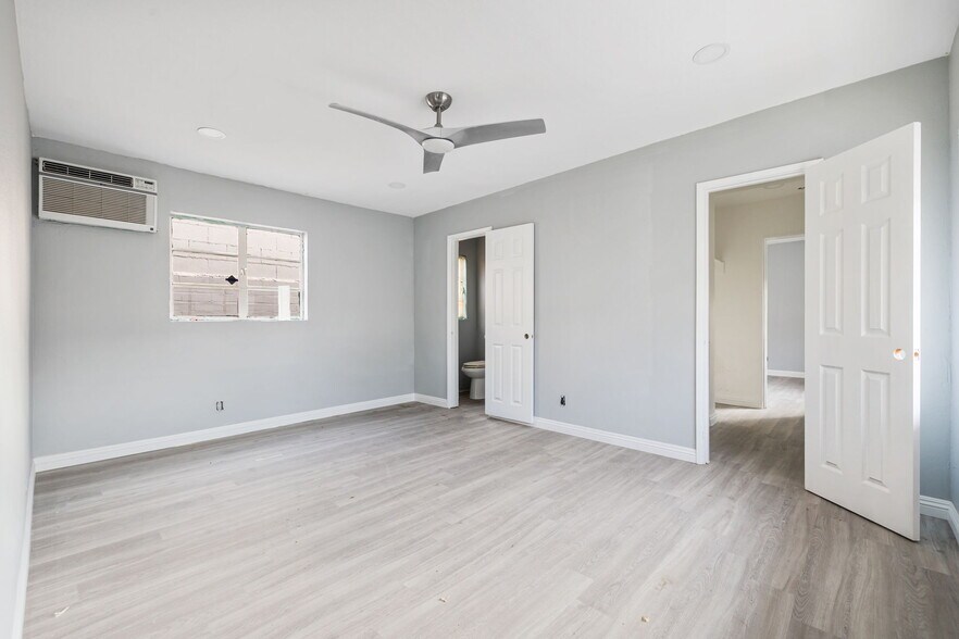 More Photos Of 1059-1063 N Palm Canyon Dr, Palm Springs Storefront For Sale