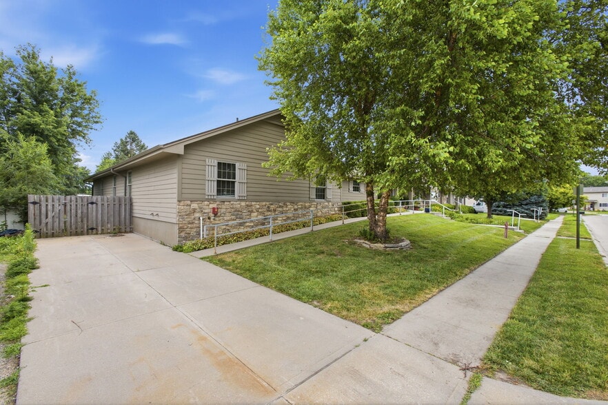 More Photos Of 437 Jefferson Rd, Fremont Shelter For Sale