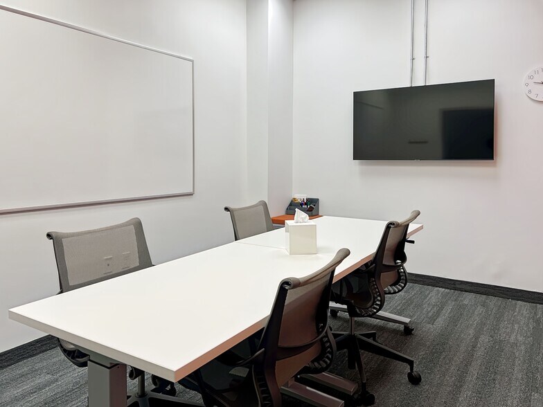 More Photos Of 1505 Barrington St, Halifax Coworking Space