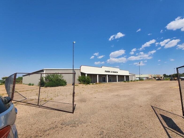 More Photos Of 200 Hays Ave, Sterling Industrial For Sale