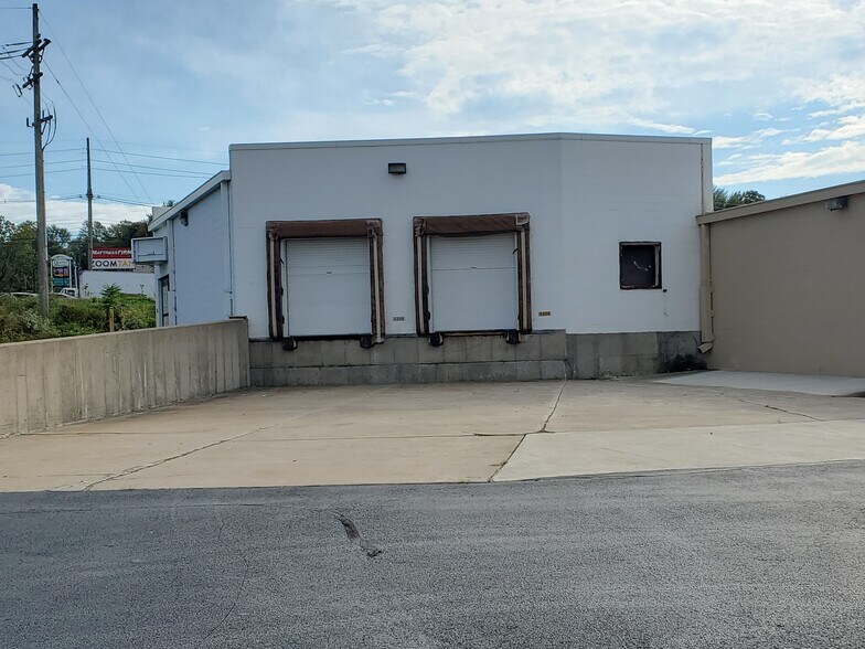 More Photos Of 1920 Edinboro Rd, Erie Flex For Lease