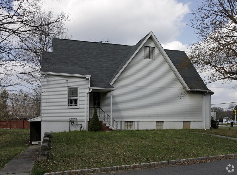 More Photos Of 2 Old Rd, Livingston Religious Facility For Sale
