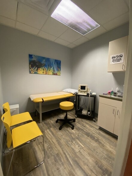 More Photos Of 85 Springview Ln, Summerville Medical For Lease