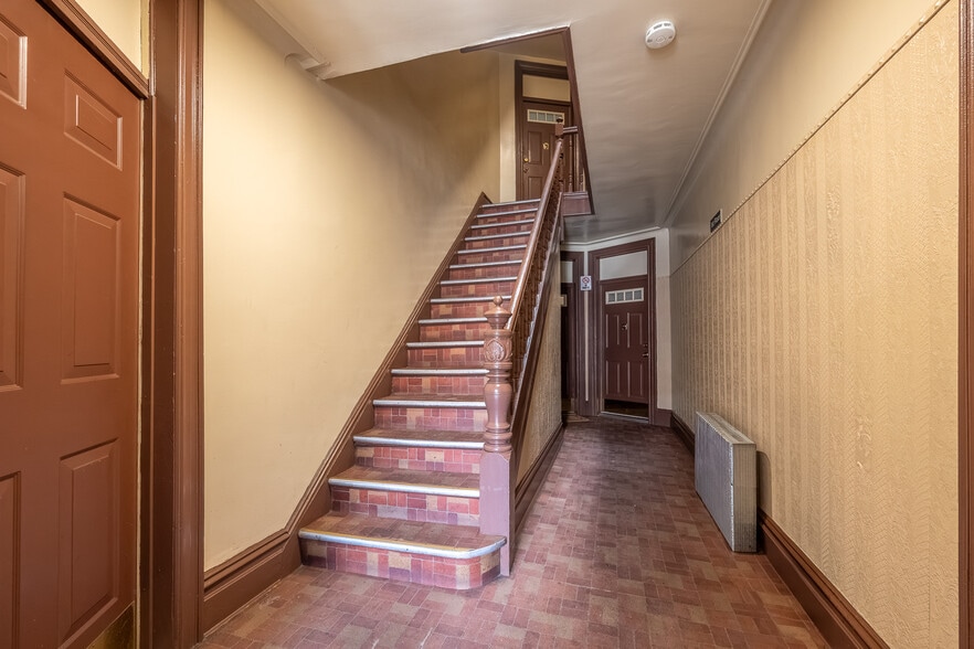 More Photos Of 4316 25th Ave, Astoria Apartments For Sale