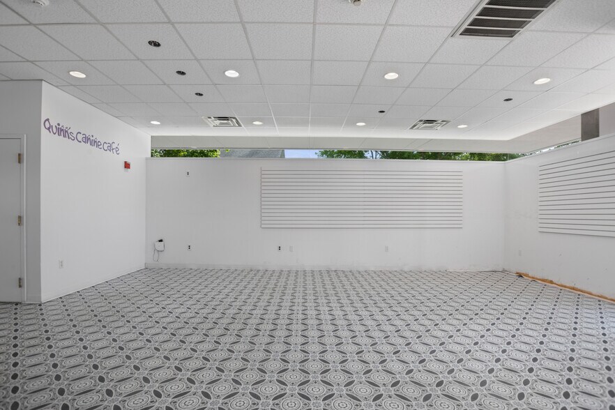 More Photos Of 12 School St, Merrimac Bank For Lease