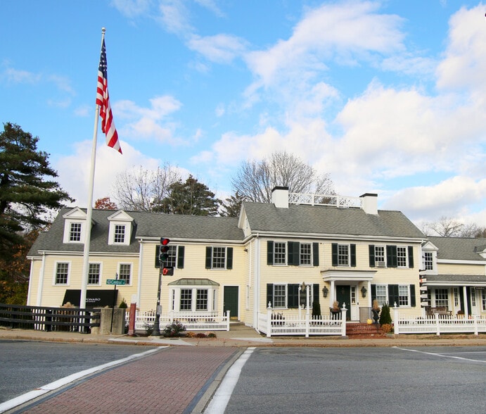 More Photos Of 103 Central St, Wellesley Office For Lease