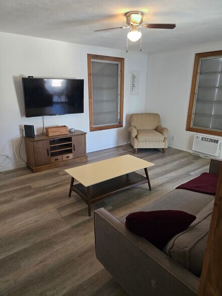 More Photos Of 110 Freesia Street, Everglades City Apartments For Sale