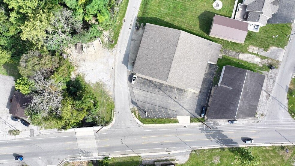 More Photos Of 401 Ashland Rd, Mansfield Freestanding For Sale