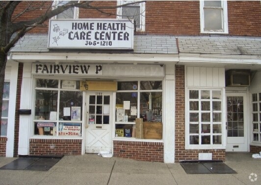 More Photos Of 1192 Yorkship Sq, Camden Storefront Retail Residential For Lease