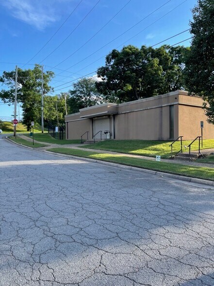 More Photos Of 5100 W 12th St, Little Rock Medical For Sale