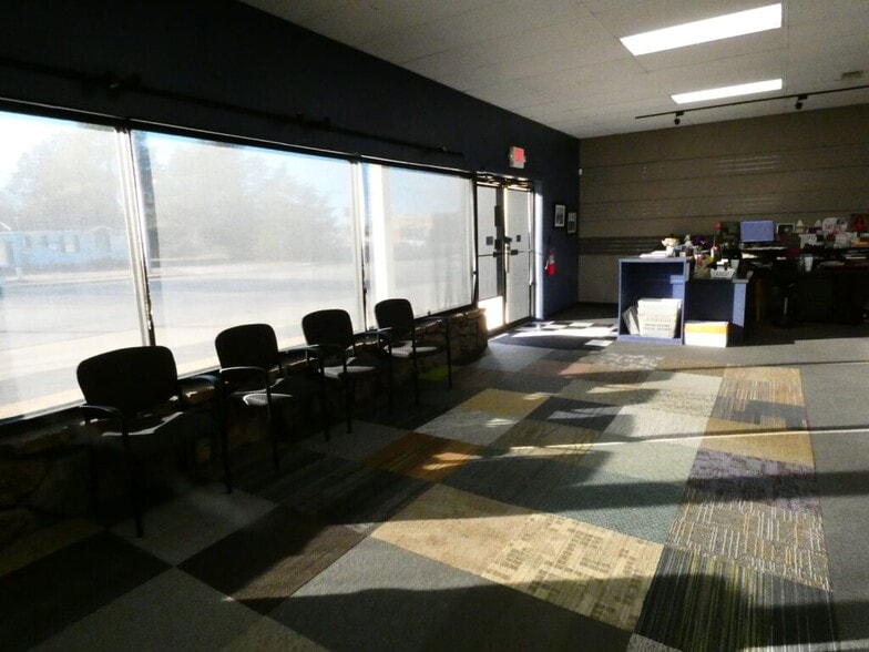 More Photos Of 5707-5719 Jenny Lind Rd, Fort Smith Storefront Retail Office For Sale