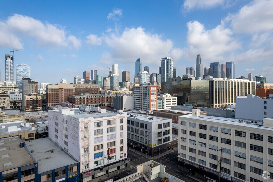 More Photos Of 214-228 E 11th St, Los Angeles Loft Creative Space For Lease