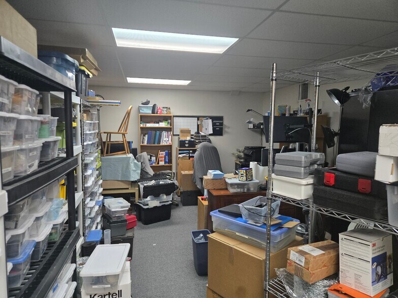 More Photos Of 1000 Van Buren Ave, Indian Trail Flex For Sale