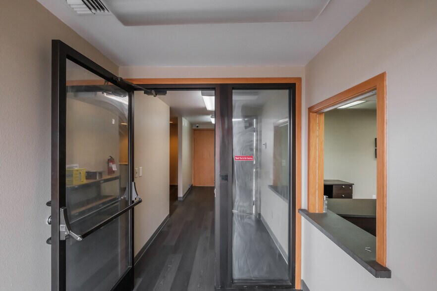 More Photos Of 1131 S Commercial Way SE, Albany Warehouse For Sale