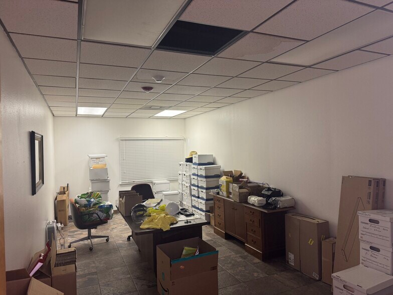 More Photos Of 607 Dumont St, South Houston Manufacturing For Sale