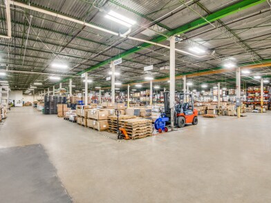 More Photos Of 8707 Chancellor Row, Dallas Manufacturing For Lease