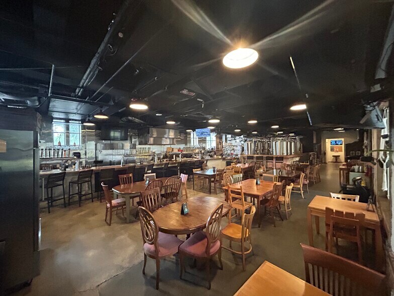 More Photos Of 227 N Eola Dr, Orlando Hotel For Lease