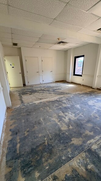 More Photos Of 3005 Lenora Church Rd, Snellville Office For Lease