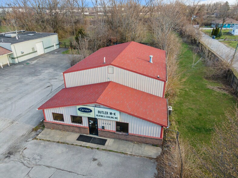 More Photos Of 4420 E 21st St, Indianapolis Service For Sale